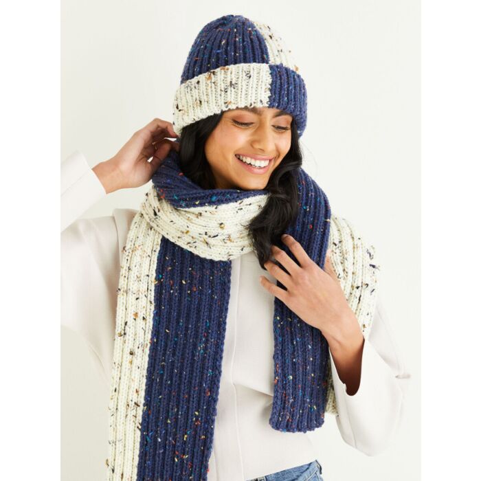 Hayfield Bonus Chunky Tweed Ladies Sweater and Scarf Pattern 10338 81cm-137cm main product photo
