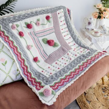 Briar Rose Blanket (1081) in Emu Classic DK PDF Pattern  